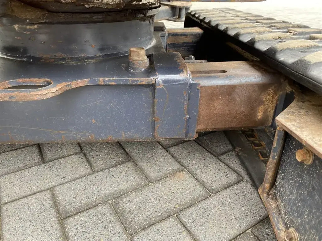 Mini-pelle KUBOTA KX019-4 – 1,8 T robuste et productive + 3 Godets – Garantie 12 mois