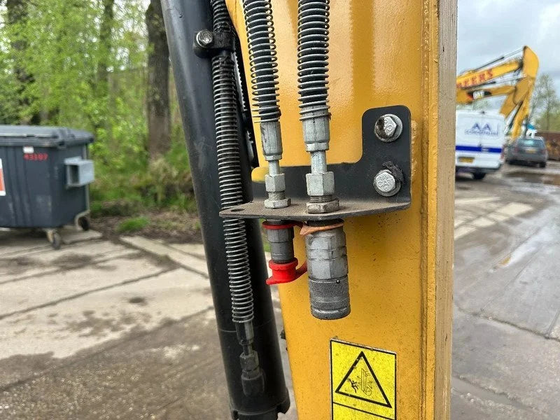 Caterpillar 303.5E CR + 3 GODETS