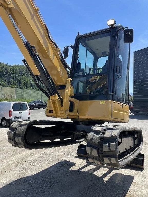 Mini-pelle CATERPILLAR 305.5E – 5,2 T + 3 Godets – Garantie 12 mois