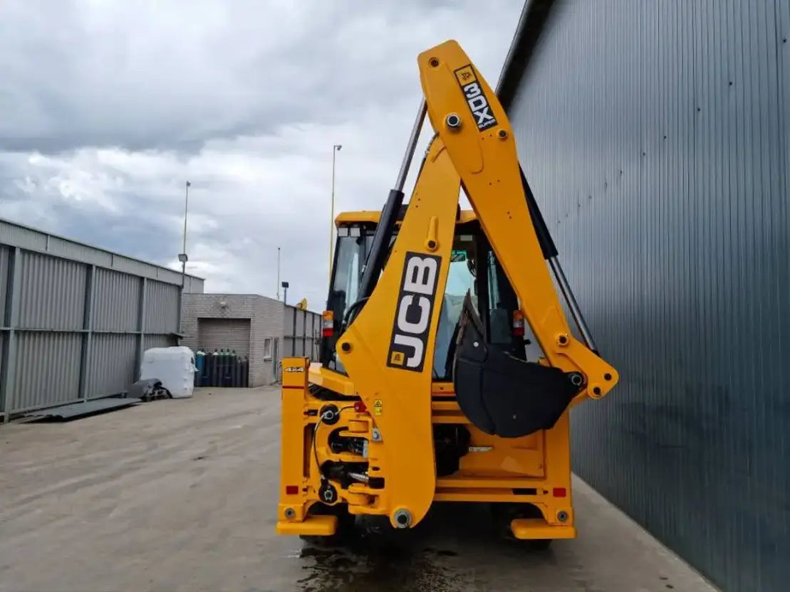 JCB 3DX
