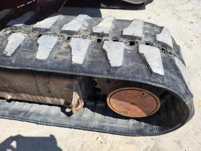 Mini-pelle HITACHI ZX26U-5 – 2,6 T + 3 Godets – Garantie 12 mois