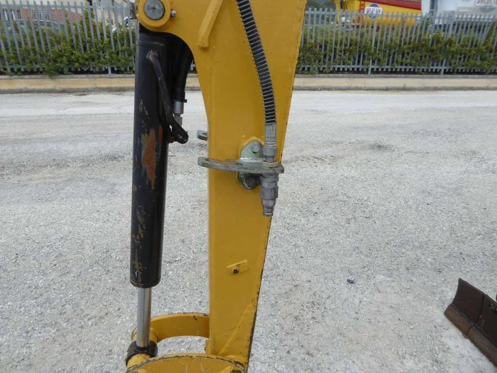 CATERPILLAR 301.7D CR