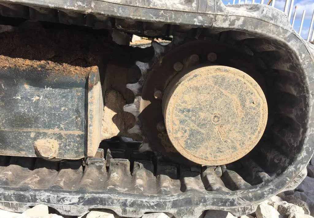 Mini-pelle HYUNDAI ROBEX 27Z-9 – 2,8 T + 3 Godets – Garantie 12 mois