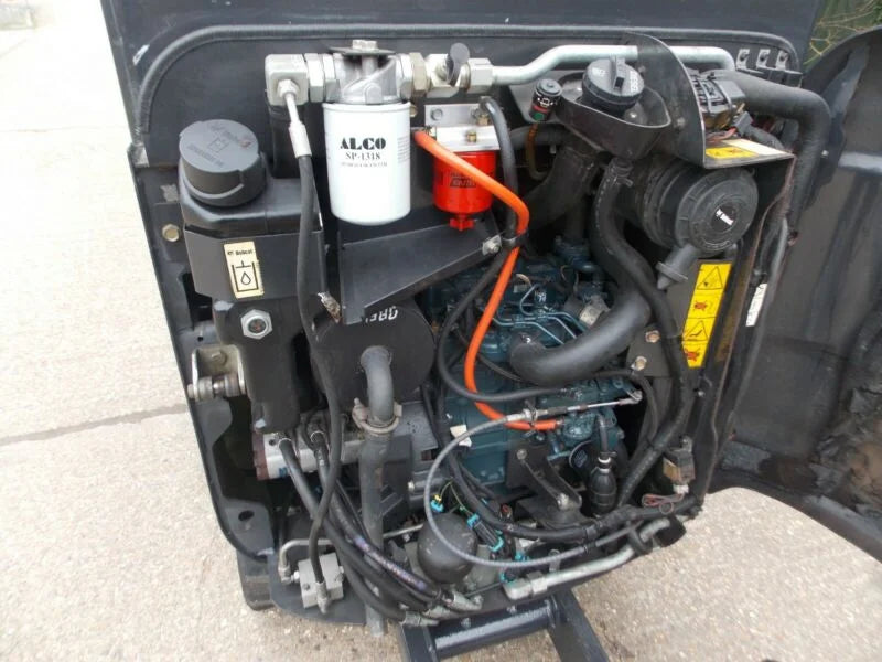 Bobcat E14, 1.5T 2013 et remorque 2,6T