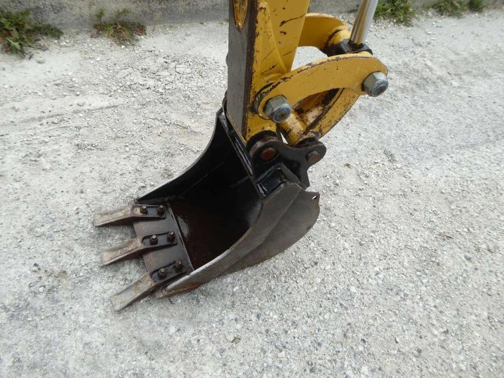 CATERPILLAR 301.7D CR