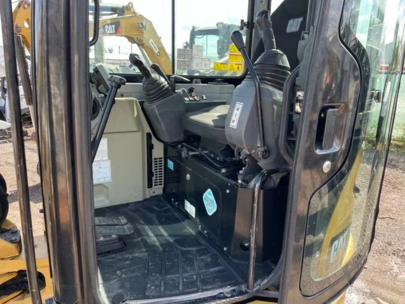 Caterpillar 303.5ECR, 3,5 t, Baujahr 2015