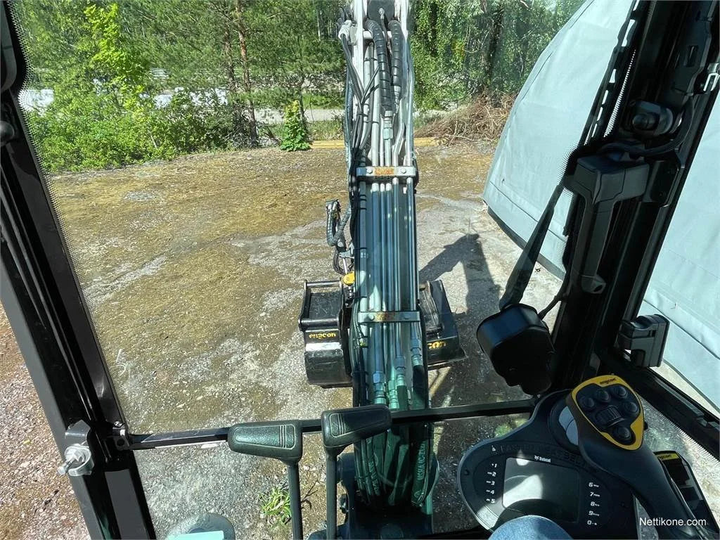 Bobcat E27Z + ENGCON + 4 GODETS (2021) - Garantie 12 mois