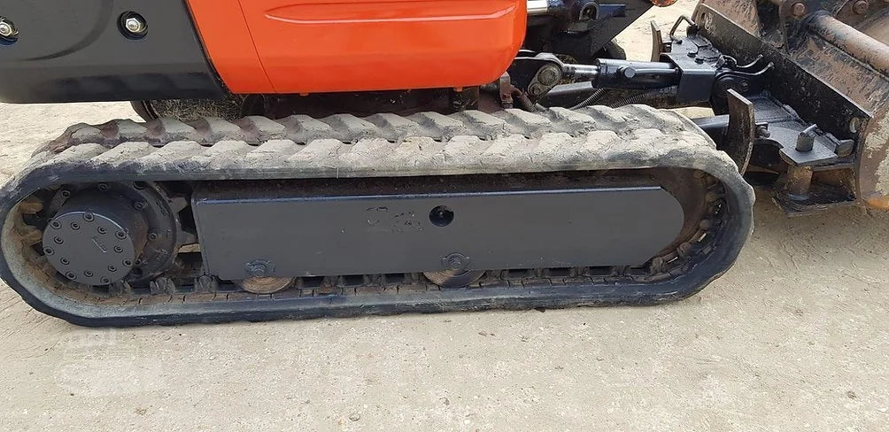 Micro-pelle KUBOTA K008-3 – 0,98 T récente et révisée + 3 Godets – Garantie 12 mois