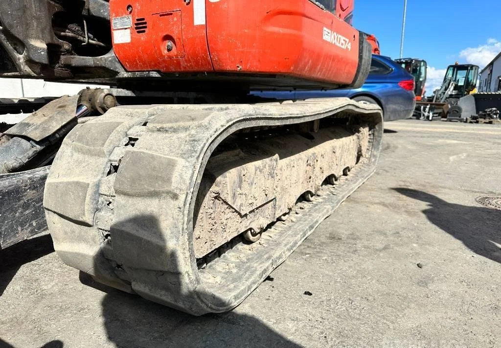 Mini-pelle KUBOTA KX057-4 – 5,7 T performante et polyvalente + 3 Godets – Garantie 12 mois