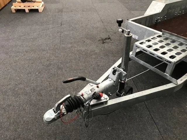 Remorque porte engins Pongratz PMT 270/15 T / 2.7 Tonnes