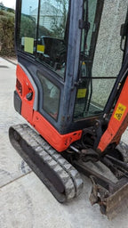 Mini-pelle KUBOTA KX016-4 – 1,7 T cabine équipée + 3 Godets – Garantie 12 mois