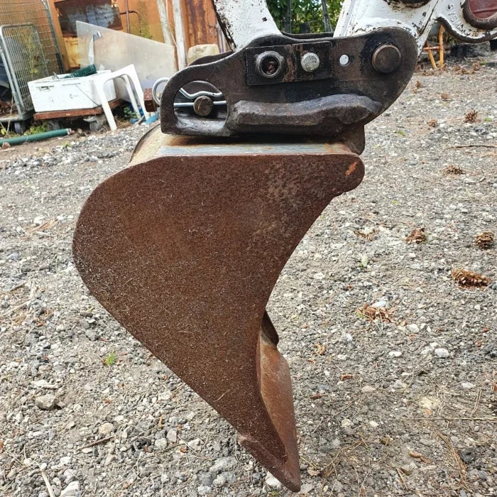 Bobcat 322g, 1,6T + 3 Godets