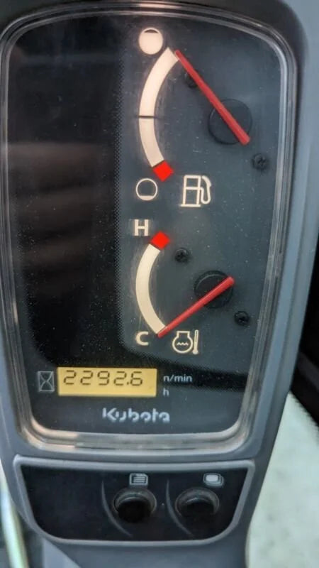 Mini-pelle KUBOTA KX016-4 – 1,7 T cabine équipée + 3 Godets – Garantie 12 mois