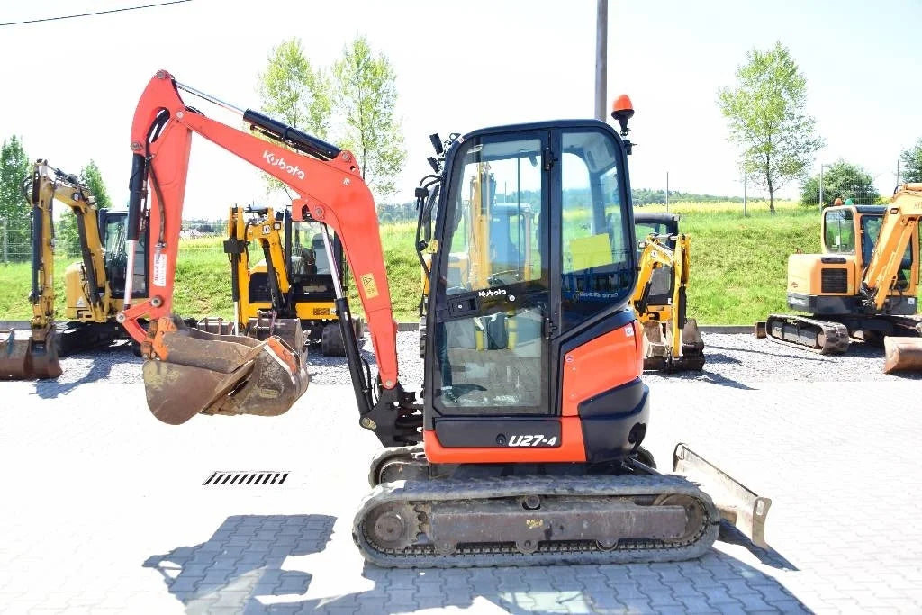 Mini-pelle KUBOTA U27-4 – 2,6 T + 3 Godets – Garantie 12 mois