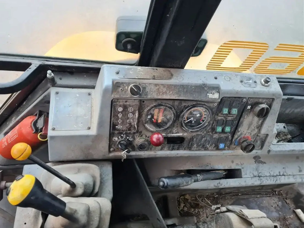 Massey Ferguson 860 backhoe