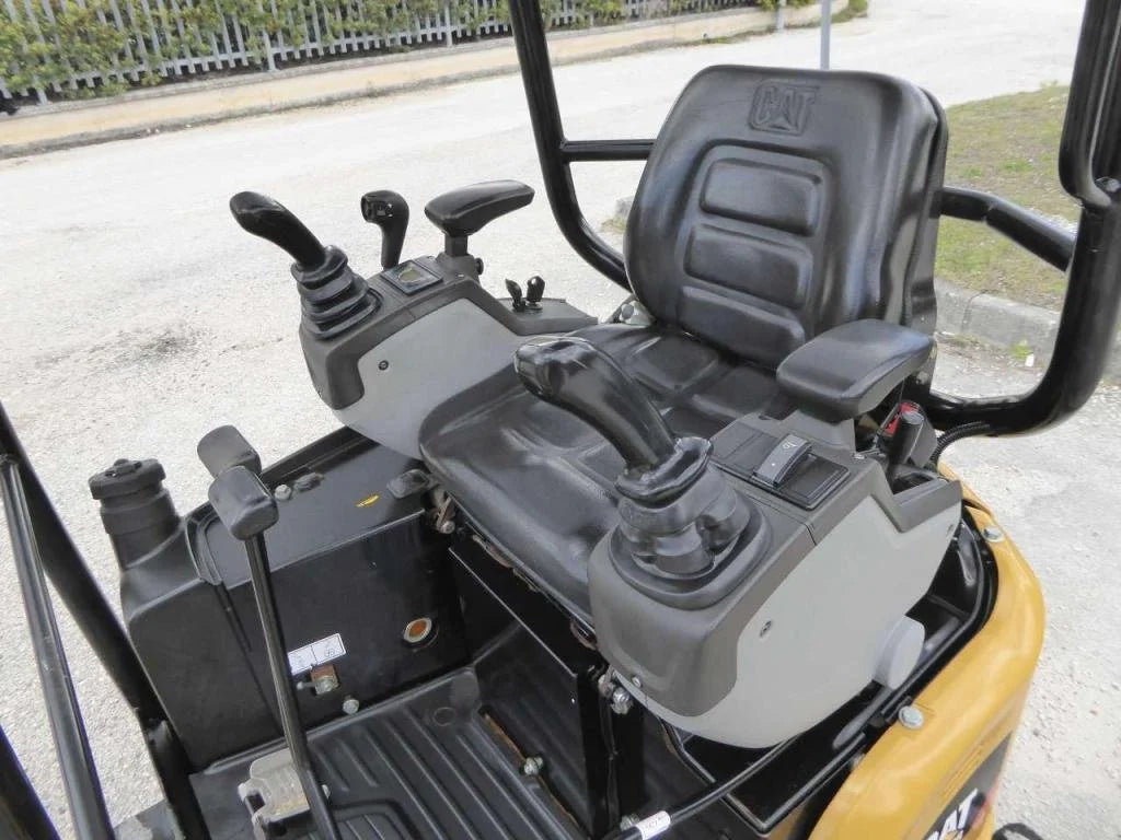 CATERPILLAR 301.7D CR