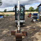 Bobcat 322g, 1,6T + 3 Godets