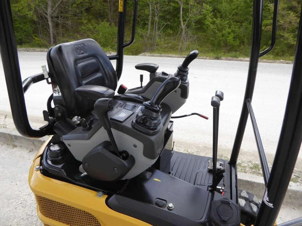 CATERPILLAR 301.7D CR