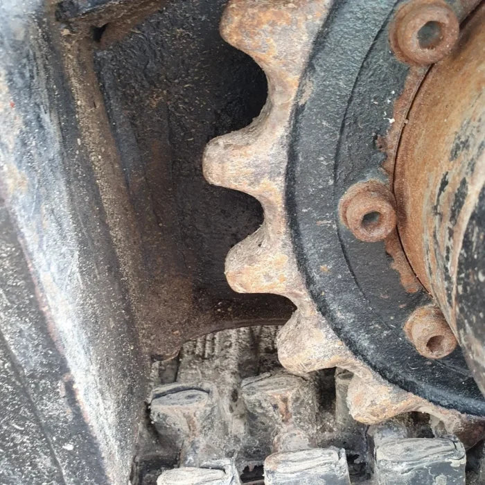 Bobcat 322g, 1,6T + 3 Godets