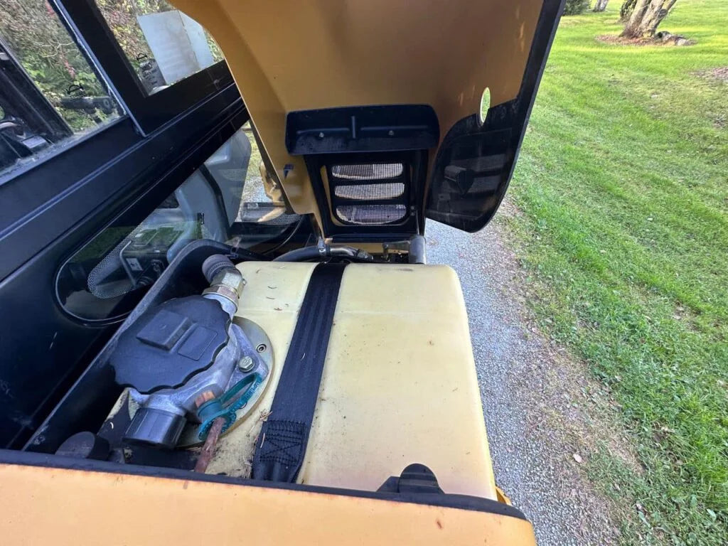 Cat 302.5C + 4 GODETS ET INCLINABLE