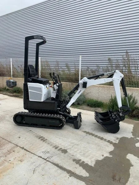 BOBCAT E08 / 1,1 T 2013