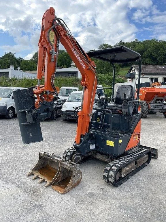 Mini-pelle HITACHI ZX17U-2 – 1,8 T + 3 Godets – Garantie 12 mois
