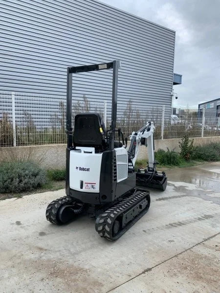 BOBCAT E08 / 1,1 T 2013