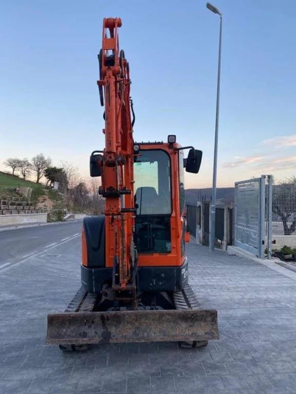 Mini-pelle DOOSAN DX27 Z – 2,8 T + 3 Godets – Garantie 12 mois