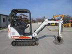 Bobcat 320, 1.5T + 3 Godets