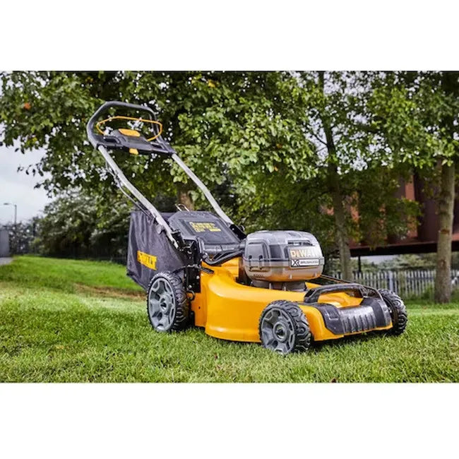 Dewalt - tondeuse à batterie 2x18v 5ah li-ion 55l - dcmw564p2