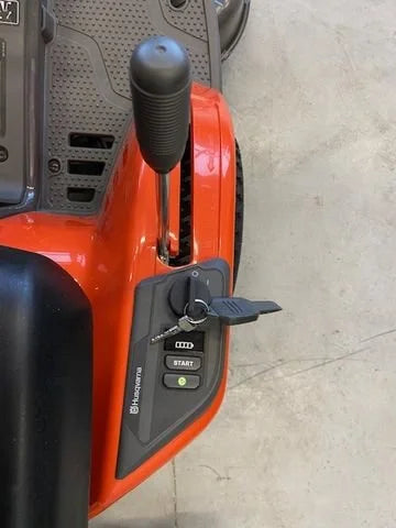 Husqvarna Rider R112iC