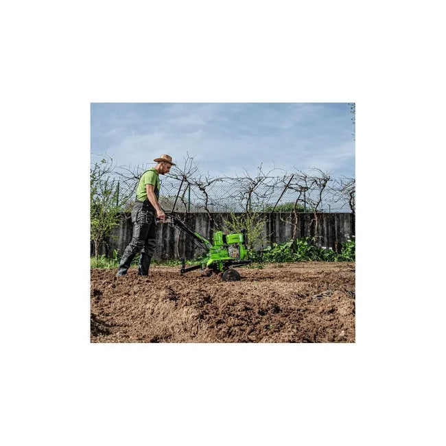 Motoculteur Diesel Moteur 7 CV 246 cm3 Motobineuse avec fraises et butteur Démarrage électrique VITO