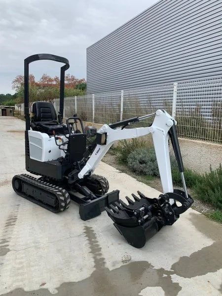 BOBCAT E08 / 1,1 T 2013