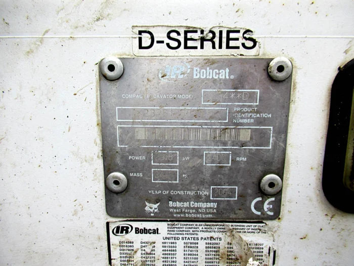 Bobcat 334, 3,4T + 3 Godets