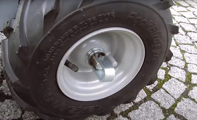 Mopper Semogent avec une mère de Motor 5,5 ch