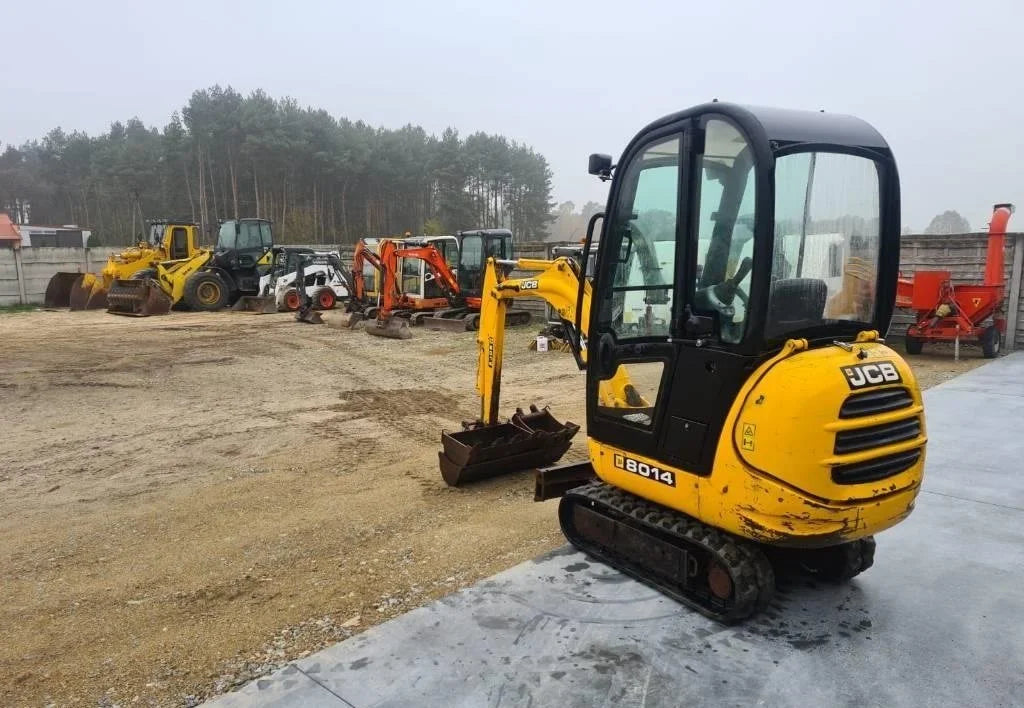 Mini-pelle JCB 8014 – 1,4 T + 3 Godets – Garantie 12 mois