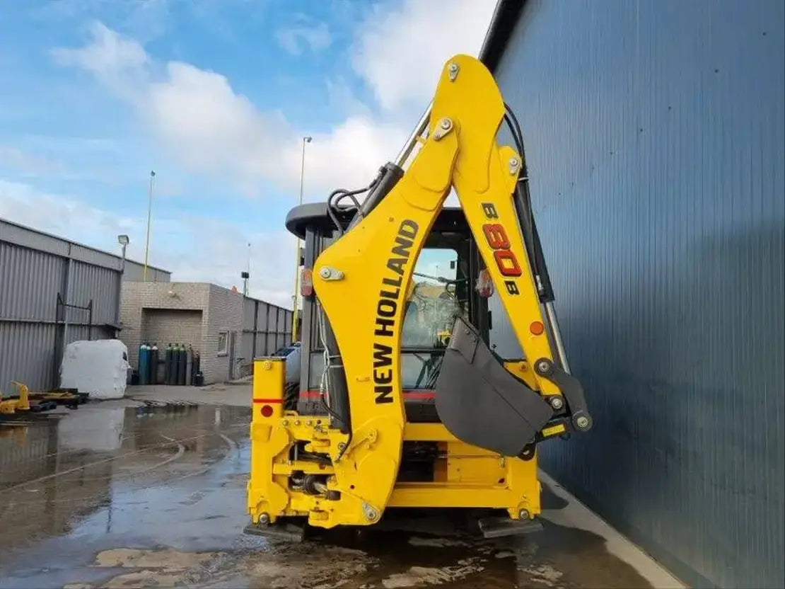 New Holland B80B