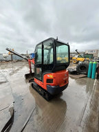 Mini-pelle KUBOTA KX015-4 – 1,5 T cabine équipée + 3 Godets – Garantie 12 mois