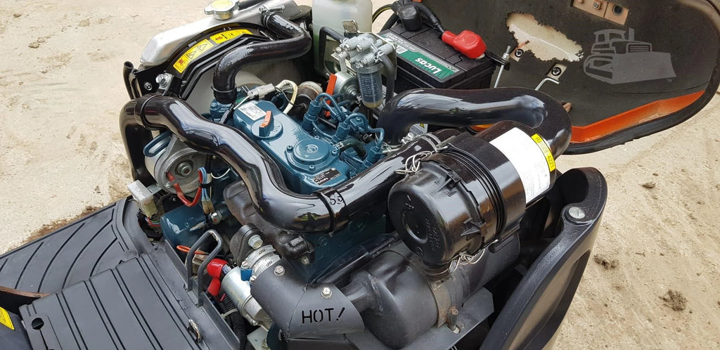 Micro-pelle KUBOTA K008-3 – 0,98 T récente et révisée + 3 Godets – Garantie 12 mois