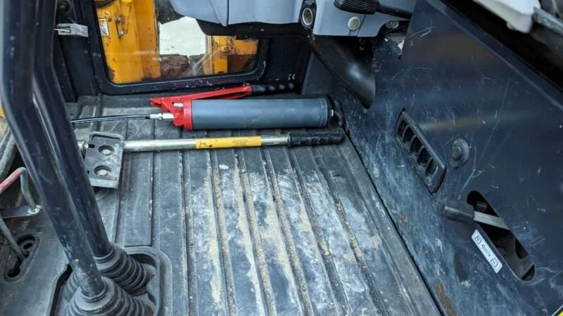 Mini-pelle KUBOTA KX016-4 – 1,7 T cabine équipée + 3 Godets – Garantie 12 mois