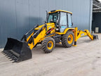 JCB 3DX