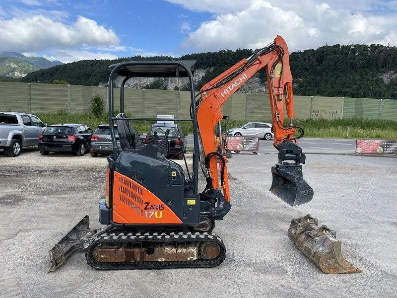 Mini-pelle HITACHI ZX17U-2 – 1,8 T + 3 Godets – Garantie 12 mois