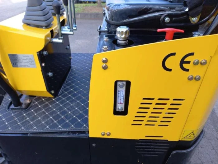 Mini-pelle JPC HT 12 – 1.2 T sur chenilles avec 3 godets  Garantie 2 ans