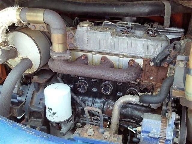 Mini-pelle HITACHI EX 40 – 4,1 T + 3 Godets – Garantie 12 mois