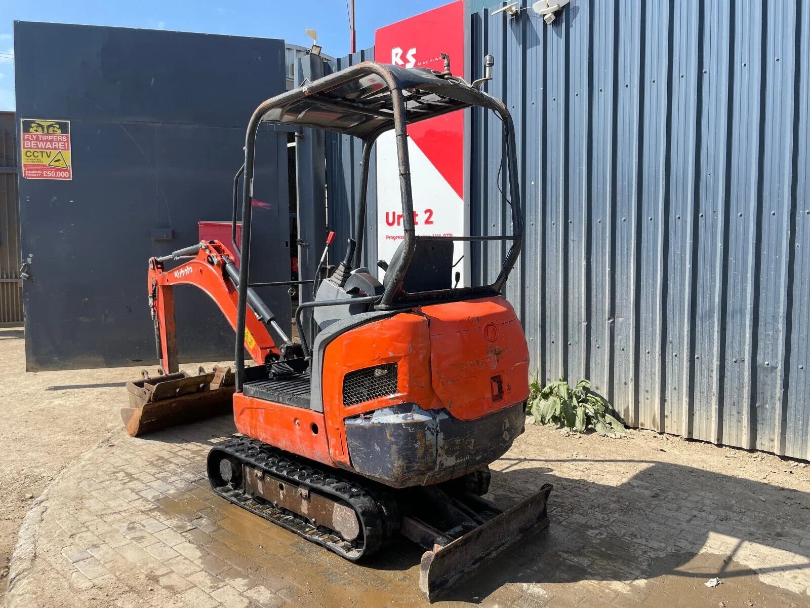 Mini-pelle KUBOTA KX015-4 – 1,5 T + 3 Godets - Garantie 12 mois