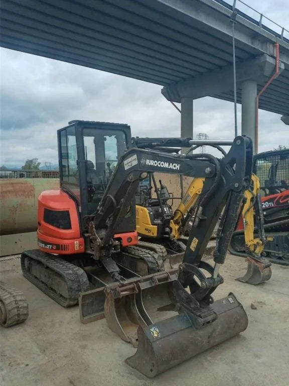 Mini-pelle EUROCOMACH ES 28.2 ZT – 2,8 T + 3 Godets – Garantie 12 mois