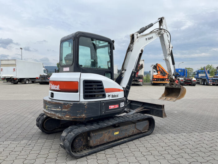 Bobcat E 55 + 3 GODETS
