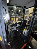 Mini-pelle KUBOTA KX015-4 – 1,5 T cabine équipée + 3 Godets – Garantie 12 mois