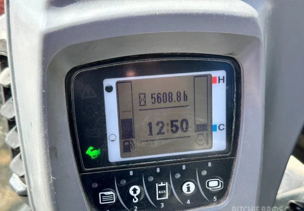 Mini-pelle KUBOTA KX057-4 – 5,7 T performante et polyvalente + 3 Godets – Garantie 12 mois