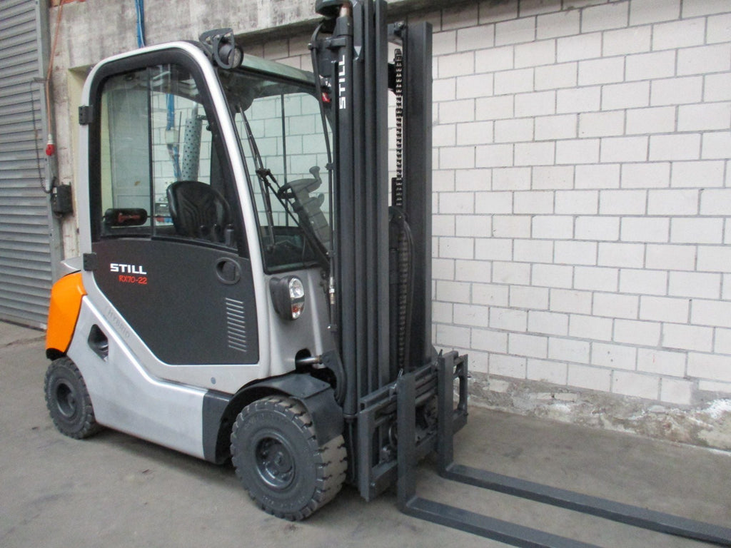 CHARIOT ÉLÉVATEUR STILL RX70-22 DIESEL À FOURCHE